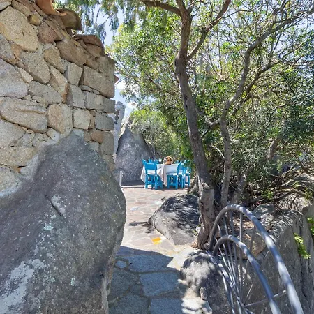 Βίλα Roccia Porto Rotondo