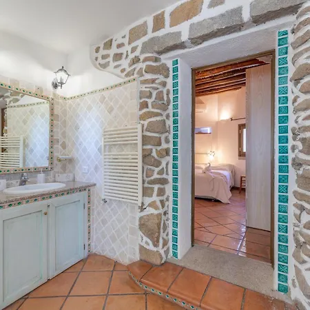 Βίλα Roccia Porto Rotondo